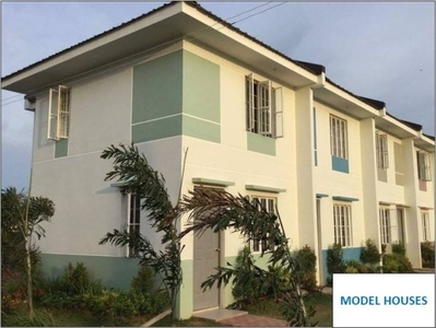 4 Bedroom House for Sale in Orchard Residential Estates, Dasmariñas