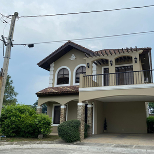House For Sale In Molino I, Bacoor