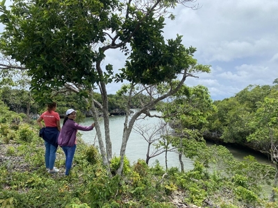 WaterFront Property Beach Lot for Sale at Lucmayan