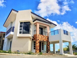 RFO 4BR 3T&B House and Lot For Sale in Bacolod City at The Fountain Grove