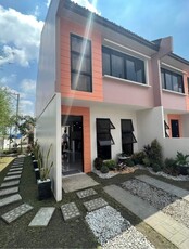 Townhouse For Sale In Cutud, Angeles