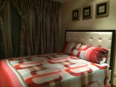 1 Bedroom Condo unit @ Knightsbridge Residences