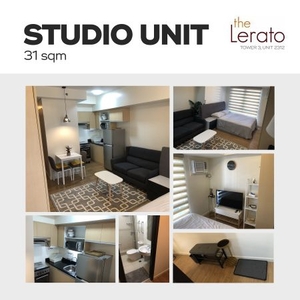 1 Queen Bed Studio Unit at the heart of Makati Business District Very Convenient