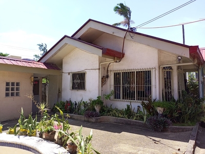 House and Lot with Pool in Helenville Subdivision Mactan