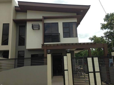2 Storey House with 2 Bedrooms and 3 T&B for rent in Talamban Ceb