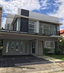 5 bedrooms luxury house and lot for sale in bulacao cebu city
