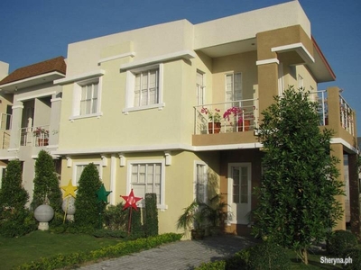 Cavite House and lot (Diana townhouse)