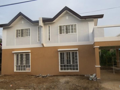 Duplex House and Lot For Sale in Cavite Non Flooded Location nRFO