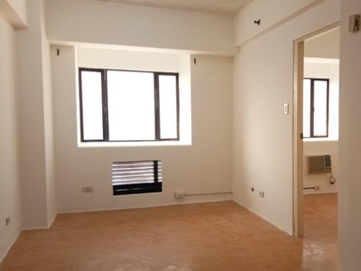 Libis Eastwood condo Studio with balcony unit for sale in QC