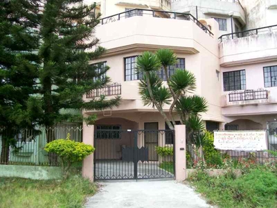 TAGAYTAY: Townhouse w/Lake Views For Sale Philippines