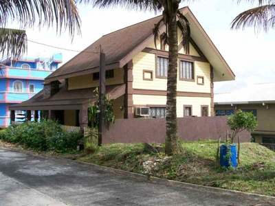 TAGAYTAY:Fabulous 4BR Detached For Sale Philippines