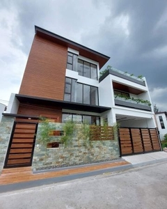 House and Lot for Sale in Greenwoods with City view nr BGC Taguig via C6 road