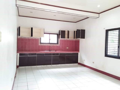 House For Sale In Bantayan, Dumaguete
