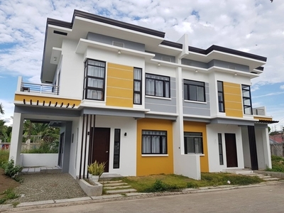 Townhouse For Sale In Tunghaan, Minglanilla