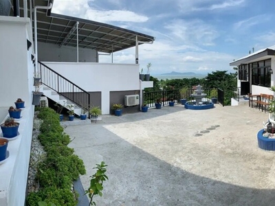 Villa For Sale In Bagong Silang, Los Banos