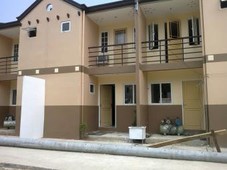 house & lot near airport for sale philippines