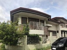 Rush Sale! House and Lot, 4 bedrooms in Corinthian drive, kasambagan mabolo