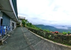 ?FOR SALE? House & Lot with Great View of Taal Lake (Tagaytay)