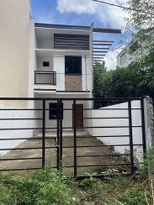 3-Bedrom Single Attached House For Sale in East Fairview Subd., Quezon City