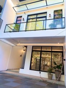 190 sqm 4 Bedroom Modern House with Roof deck 2 carport for sale in Antipolo