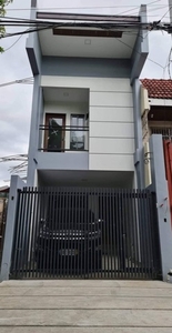 Townhouse For Sale In Baesa, Caloocan