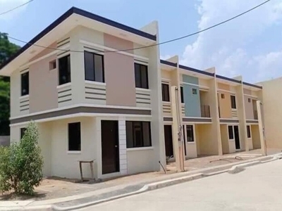 Townhouse For Sale In Guitnang Bayan I, San Mateo
