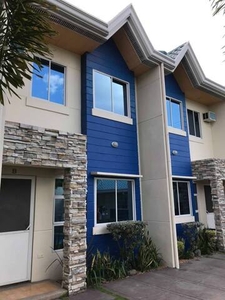 Townhouse For Sale In Margot, Angeles