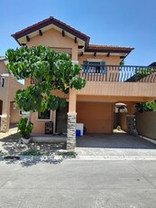 House For Sale In Pulong Santa Cruz, Santa Rosa