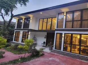 Villa For Sale In Sabang, Morong