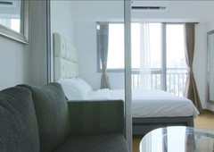 1 Bedroom Fully Furnished Unit for Rent at Acqua Private Residences