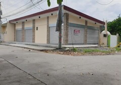3 commercial space units for rent