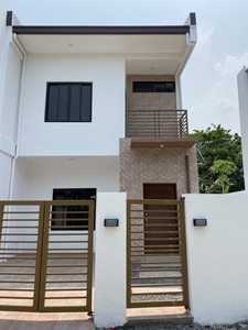 House For Sale In Santo Tomas, Binan