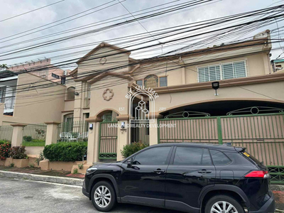 House For Sale In Sikatuna Village, Quezon City
