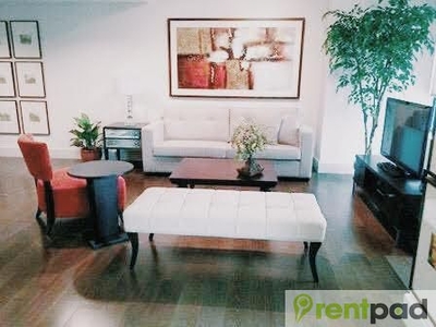 2BR Beautiful Unit at Edades Tower and Garden Villa Rockwell