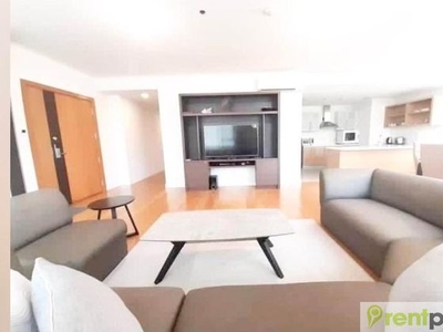 Fully Furnished 2BR for Rent in Park Terraces Makati