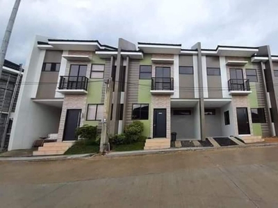 4BR Overlooking House and Lot For Sale in Minglanilla Cebu