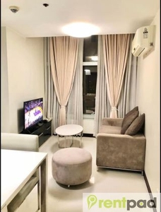 One Bedroom near Pbcom and Rcbc plaza ONE CENTRAL MAKATI