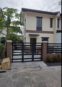 Townhouse For Sale In Bucandala Iv, Imus
