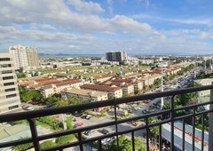 2 BEDROOM UNIT IN CYPRESS TOWER FOR LEASE