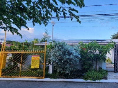 Bungalow House and Lot in BF Homes, Paranaque