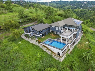 Villa For Sale In Santa Cruz, Antipolo