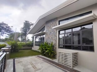 Villa For Rent In Banilad, Cebu