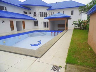 Villa For Rent In Malabanias, Angeles