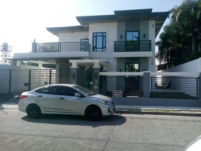House and Lot for Rent in Las Villas De de Manila
