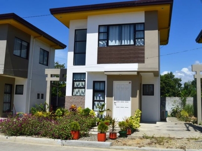 House for rent in Vizkaya Subd., Calajo-an, Minglanilla with PLDT Internet Fibr