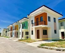 READY FOR OCCUPANCY IN CAVITE, NEAR MANILA! FREE AIRCON!!!