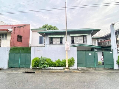 House For Sale In Hagdang Bato Libis, Mandaluyong