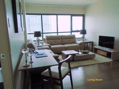 PRICED TO SELL!! 2 Bedroom Unit at Edades Tower Rockwell