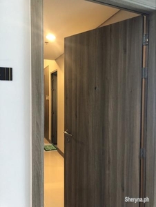 Cubao Studio with balcony for sale at Manhattan Tower 1