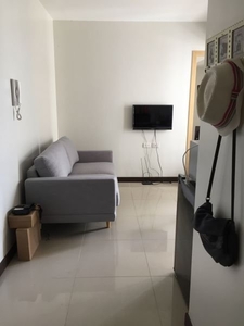 1 Bedroom Fully Furnished Condo with Balcony For Rent